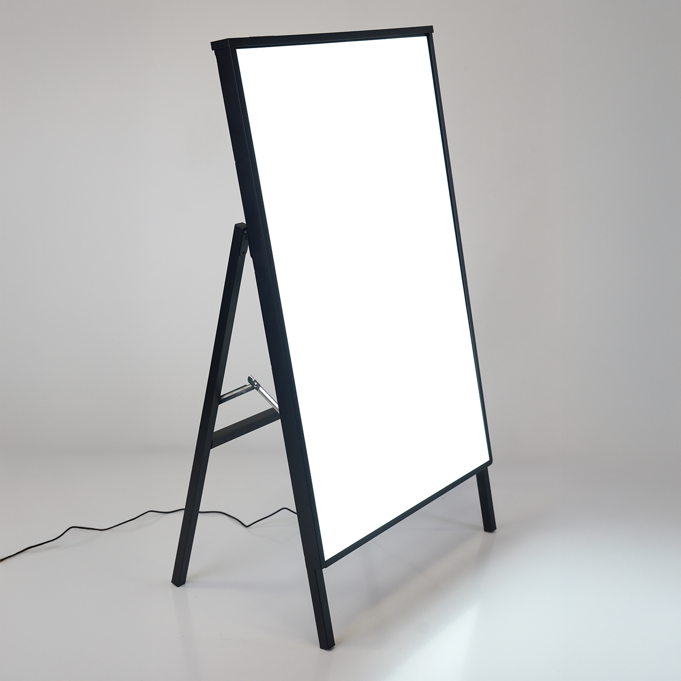 Ausstellungsständer (Kundenstopper) für ledmesee Rahmen